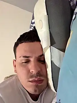 vmaxis online show from April 11, 4:30 am