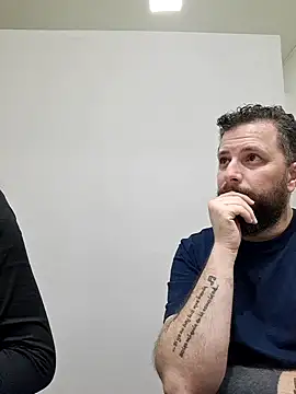 AlejoXMP2026 online show from April 14, 3:44 pm