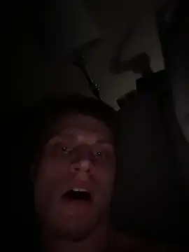 RAVENTREY1 online show from March 30, 4:46 am