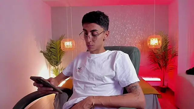 Gio carangi online show from March 21, 8:19 am