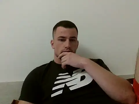 MrHornyy1211 online show from March 21, 6:12 pm