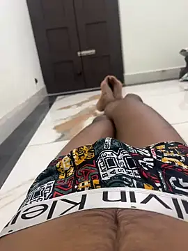 like a nud online show from April 21, 5:19 pm