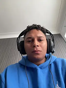 melreydelmambo online show from March 26, 11:14 am