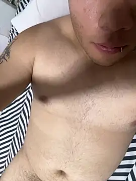 Theohernan online show from April 26, 12:41 am