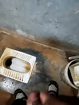 maxjohn9 online show from April 8, 3:43 pm