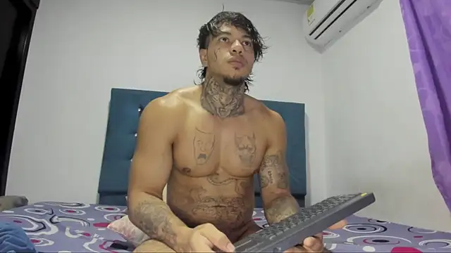 daamonxxx19  online show from May 16, 12:08 am