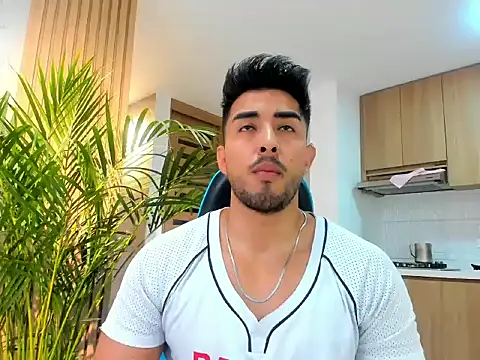 alangreek1 online show from May 14, 11:52 am
