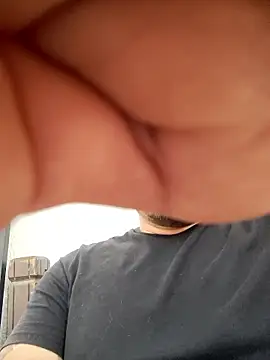 Loco3xcarlos online show from April 11, 7:28 pm