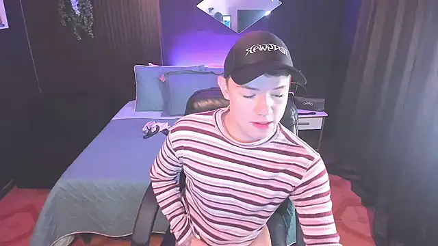 kyle jordanx online show from May 16, 3:15 am