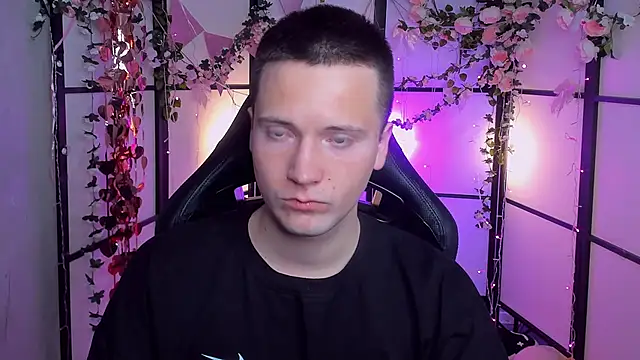 ZackVibe online show from April 13, 5:30 am