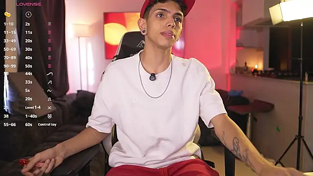 andrew magicc online show from April 11, 10:24 pm