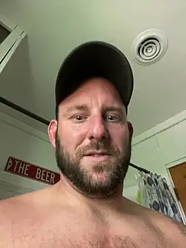 phattyluv89 online show from July 28, 8:12 pm