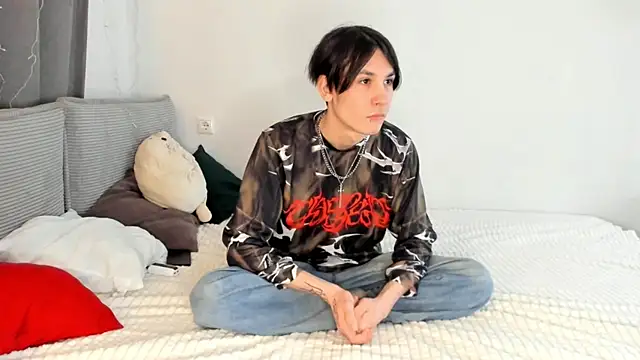 SolarFringe online show from April 23, 9:06 pm