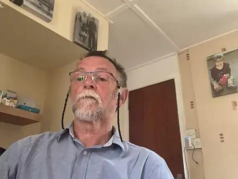 Moonraker64 online show from June 18, 4:34 pm