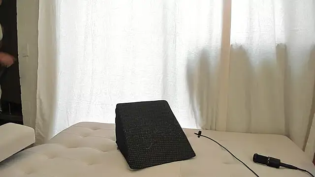chicozen online show from July 13, 9:06 pm