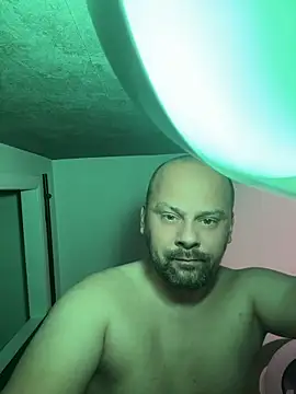 NakedAndrewHot online show from May 30, 11:49 pm