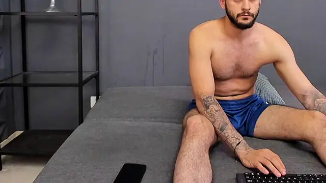 TroyWadee online show from June 21, 9:26 am