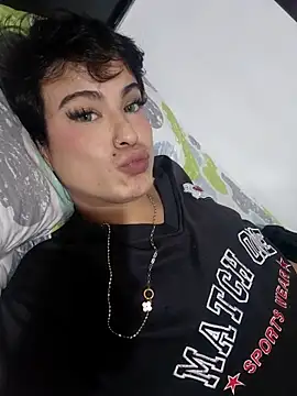 Juan alejandro2904 online show from May 16, 5:27 am