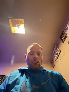 Tboyy6969 online show from July 4, 6:38 am