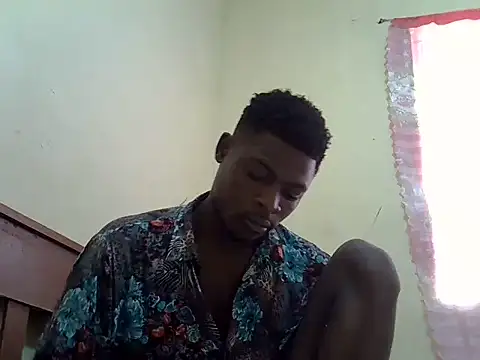 Remy-123 online show from June 28, 12:33 pm