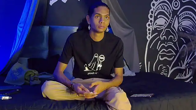 maxi max0 online show from July 24, 7:21 pm