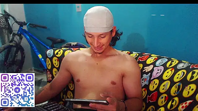 MrKingsaintx online show from June 23, 3:33 am