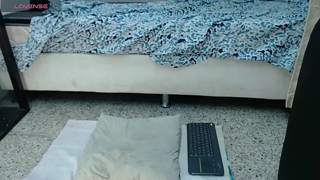 Vic cooper online show from June 30, 4:02 am