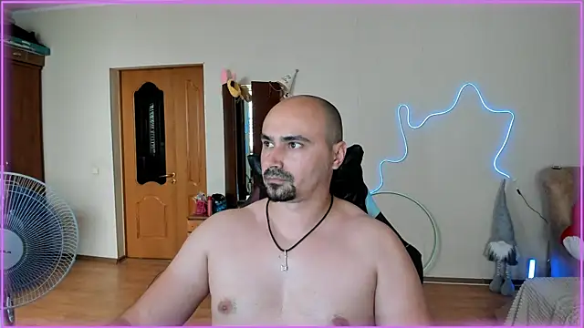 -SexyDaddy- online show from June 24, 1:03 pm