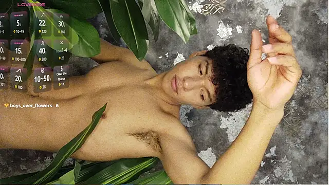 Maximiliano Young online show from July 3, 1:50 pm