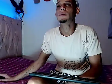 Brendt Hotx online show from June 25, 6:29 am