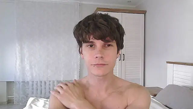 Eric Crush online show from June 3, 4:14 am