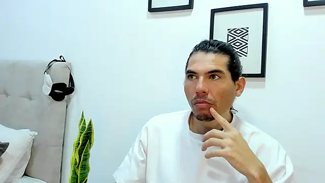 Antony Stone online show from June 4, 12:55 pm