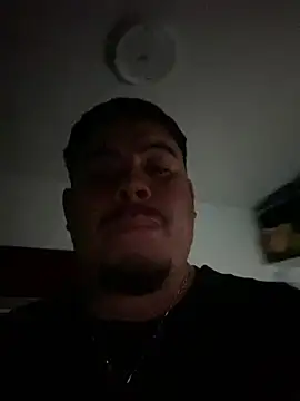whitechocolatecandy1 online show from June 3, 3:19 am