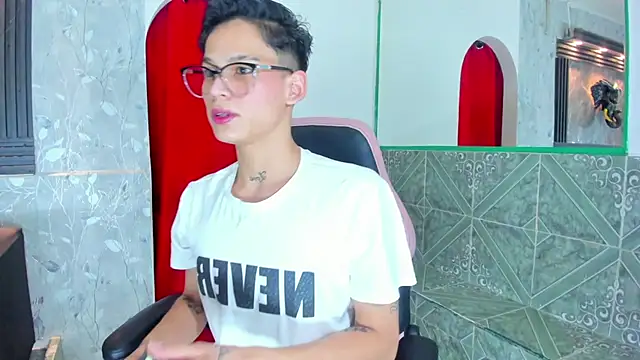 Brianhot0F online show from July 16, 8:27 pm