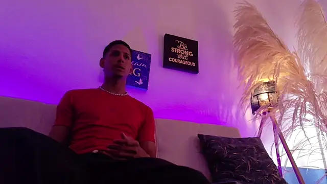 Thiago soler online show from June 11, 7:56 pm