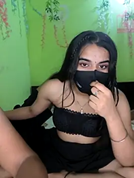 hoty raj online show from July 13, 6:32 pm