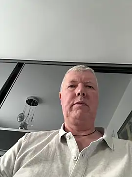 cumboy online show from April 13, 9:54 am