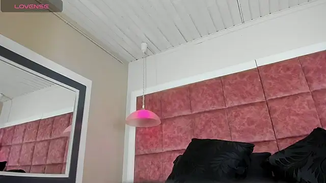 Jamexxx1  online show from July 13, 9:28 pm