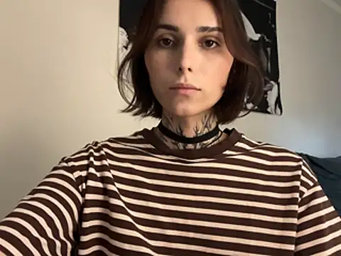 VivianGlow online show from June 26, 12:41 pm