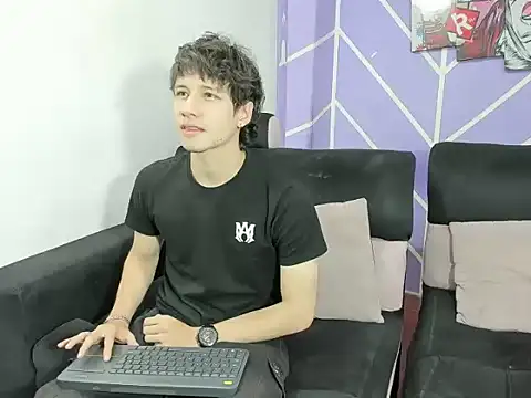 DANIEL Hot777 online show from June 26, 8:22 pm