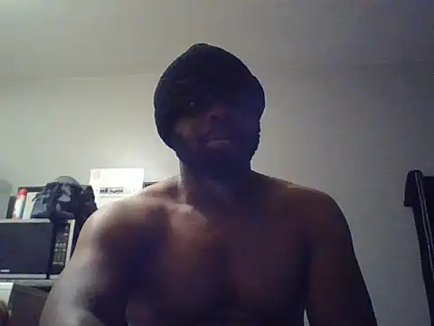 greatnuaghtyguy online show from July 1, 1:17 am
