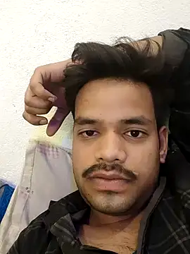 Desii Hunterr online show from July 24, 9:33 pm