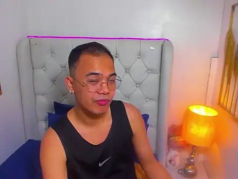 AsianZero online show from June 30, 5:47 pm