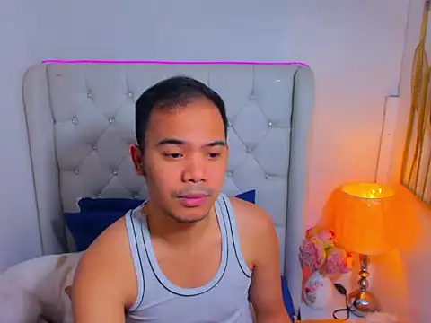 AsianZero online show from May 18, 6:23 pm