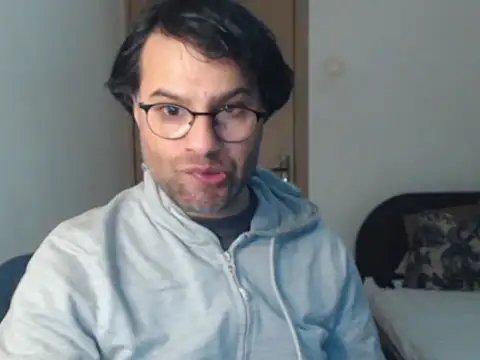 wildpussycat23 online show from February 7, 11:21 pm