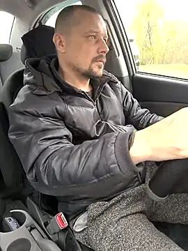 DanielOhCool online show from April 15, 10:15 am