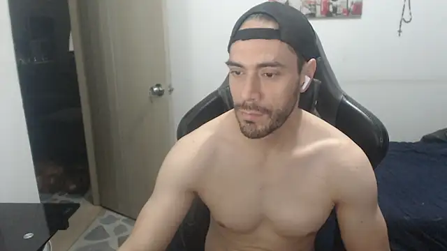 samuelgarcia  online show from March 26, 1:32 am