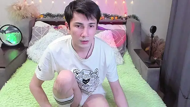 Yumi steve online show from November 13, 4:00 pm