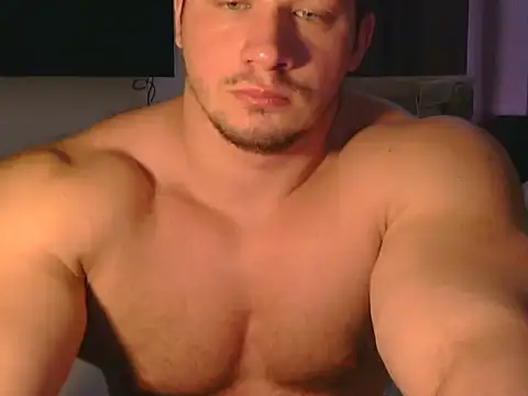 LionEdwin online show from April 11, 7:45 am