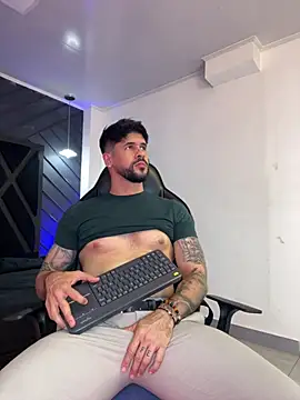 Petesevans online show from April 14, 11:26 pm